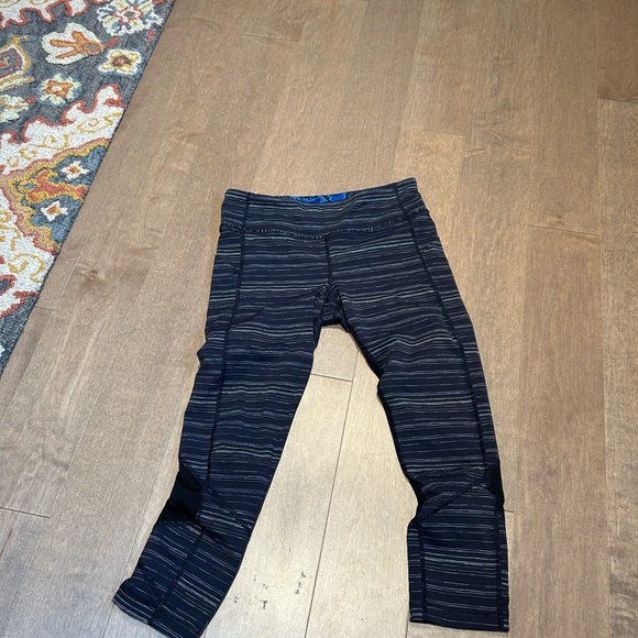 Lululemon Workout Pants - Picture 1 of 8